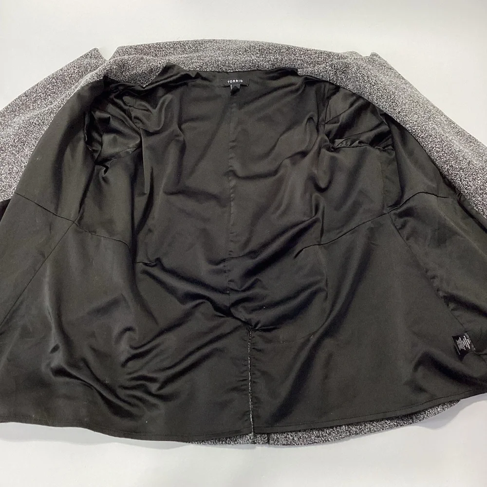 Torrid Charcoal Gray Blazer Size 1X One Button Jacket Casual Classic Office - Picture 6 of 12